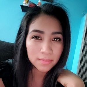 Meet your Posher, Daniela